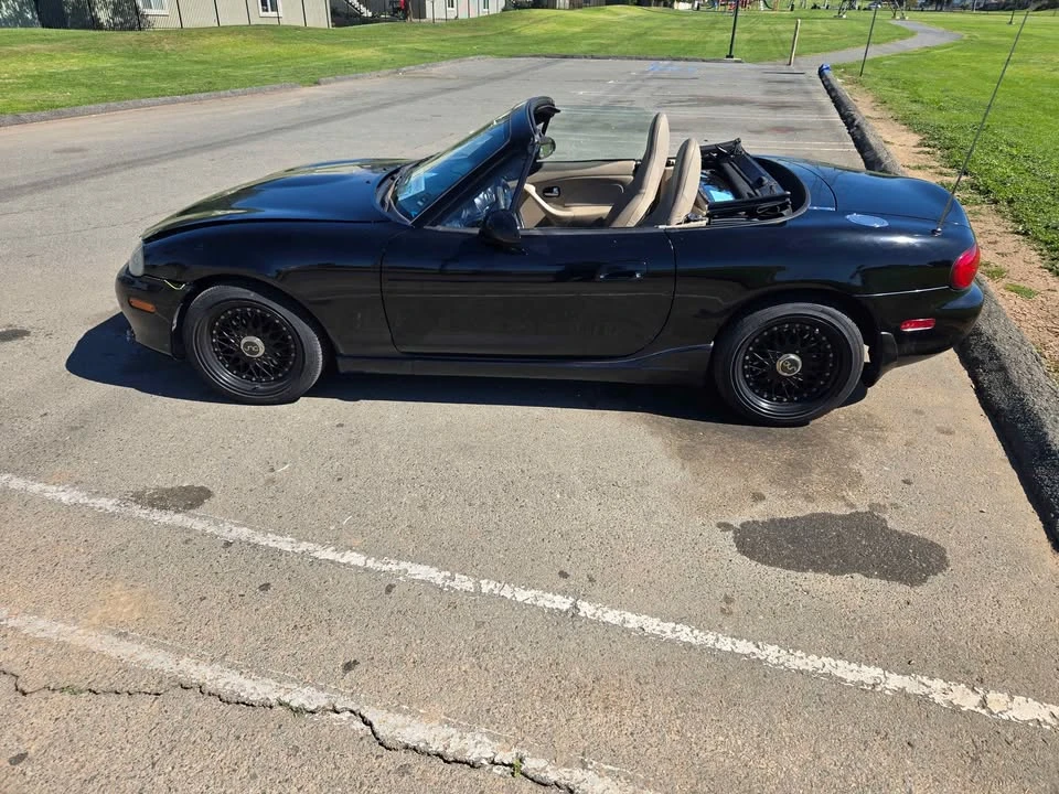 2003 Mazda NB MX-5 Miata - Image 18 of 19