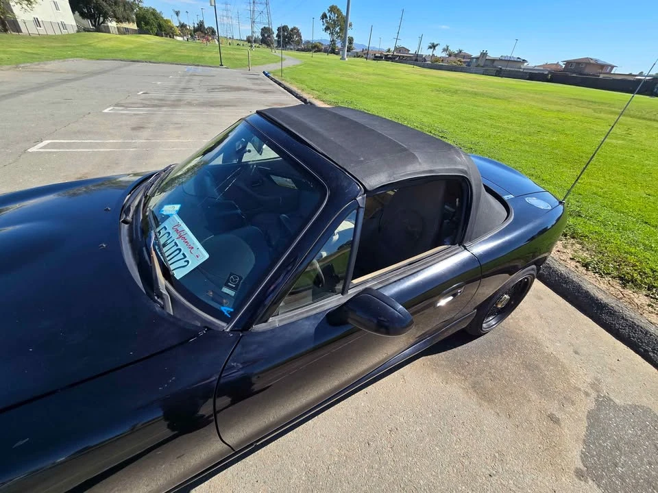 2003 Mazda NB MX-5 Miata - Image 2 of 19