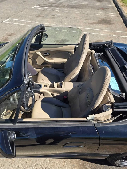 2003 Mazda NB MX-5 Miata - Image 10 of 19