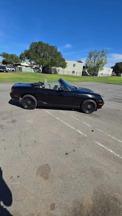 2003 Mazda NB MX-5 Miata - Image 16 of 19