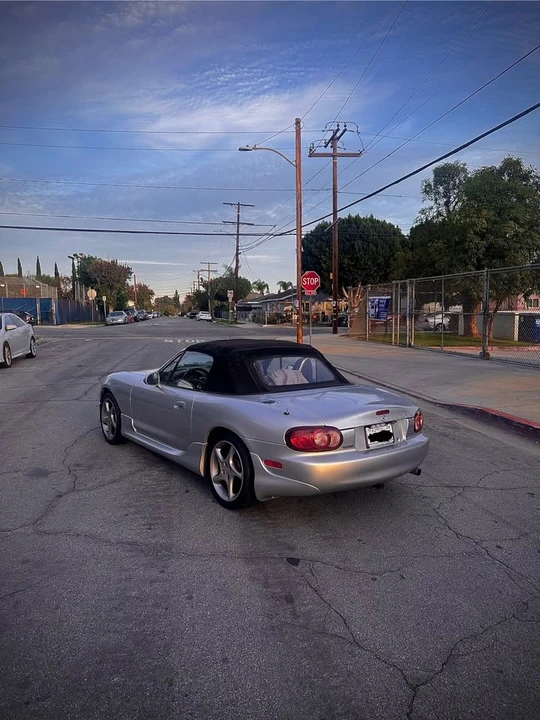 2003 Mazda NB MX-5 Miata - Image 5 of 10
