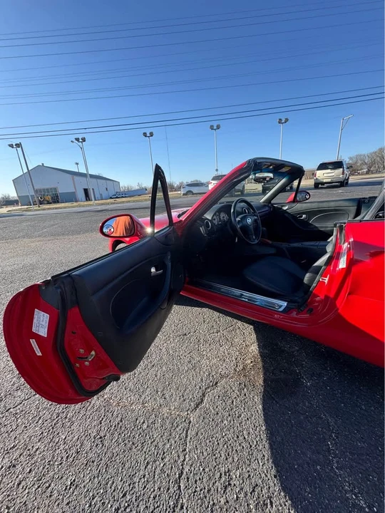 2003 Mazda NB MX-5 Miata - Image 5 of 11
