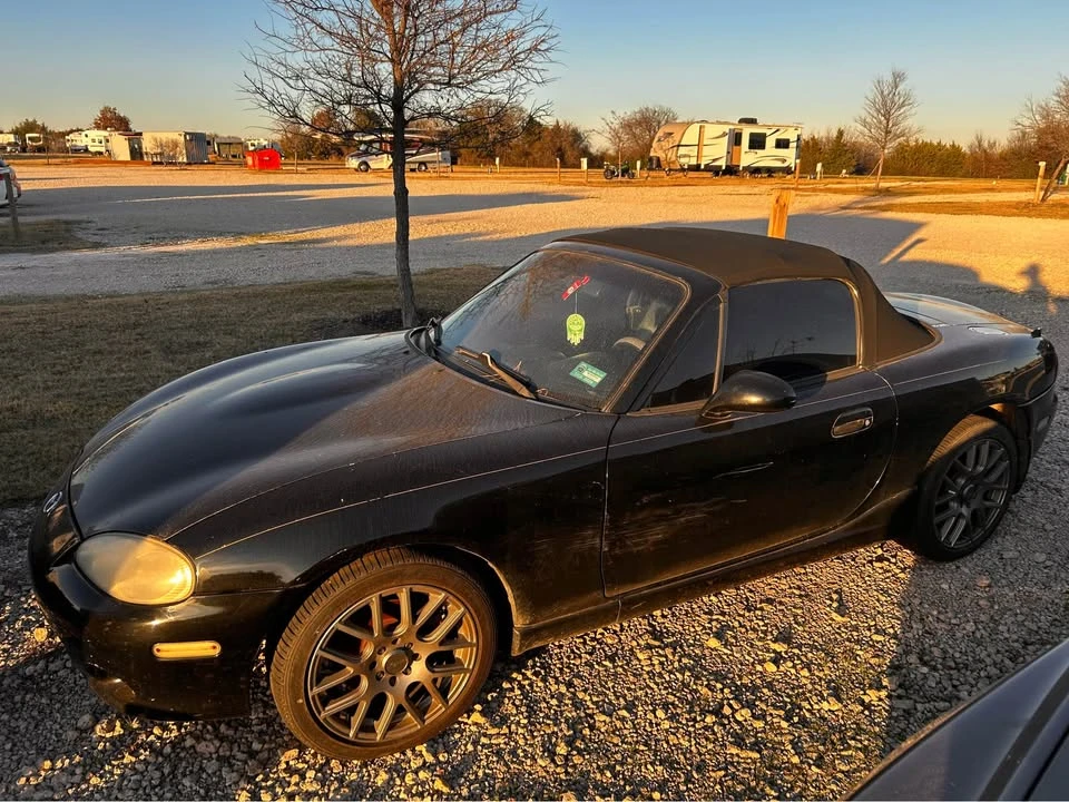 2003 Mazda NB MX-5 Miata - Image 5 of 17