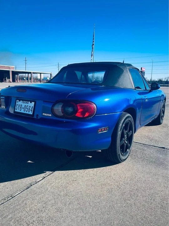 2003 Mazda NB MX-5 Miata - Image 4 of 14