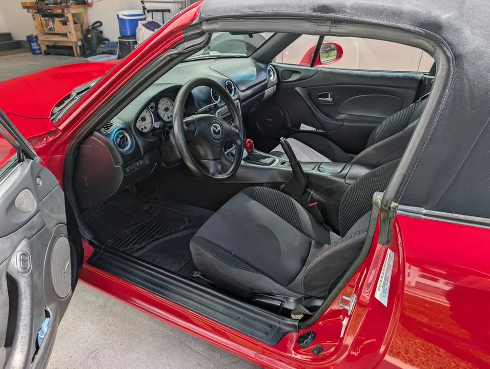 2003 Mazda NB MX-5 Miata - Image 5 of 20