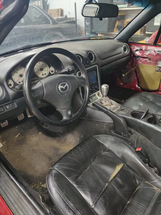 2003 Mazda NB MX-5 Miata - Image 13 of 17