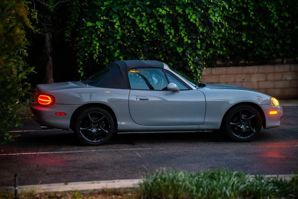 2003 Mazda NB MX-5 Miata - Image 19 of 20