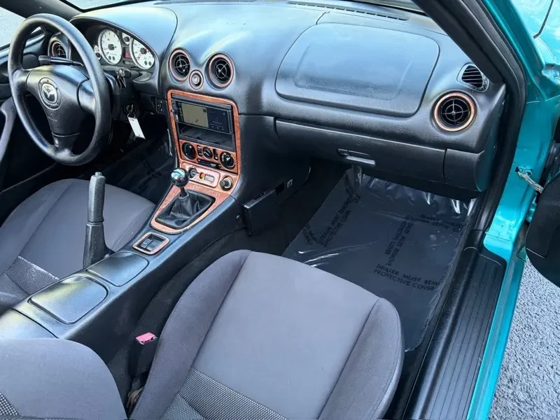 2003 Mazda NB MX-5 Miata - Image 17 of 20