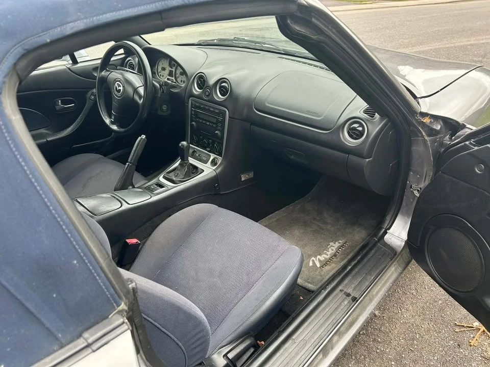 2003 Mazda NB MX-5 Miata - Image 7 of 11