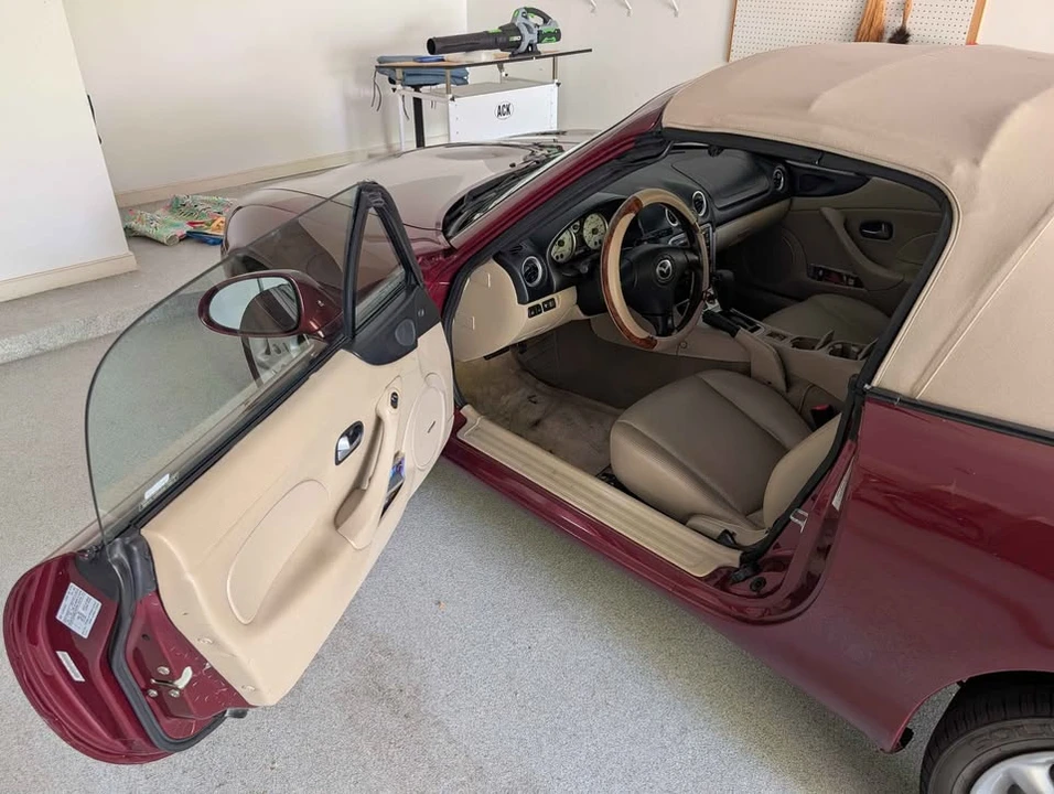 2003 Mazda NB MX-5 Miata - Image 5 of 11