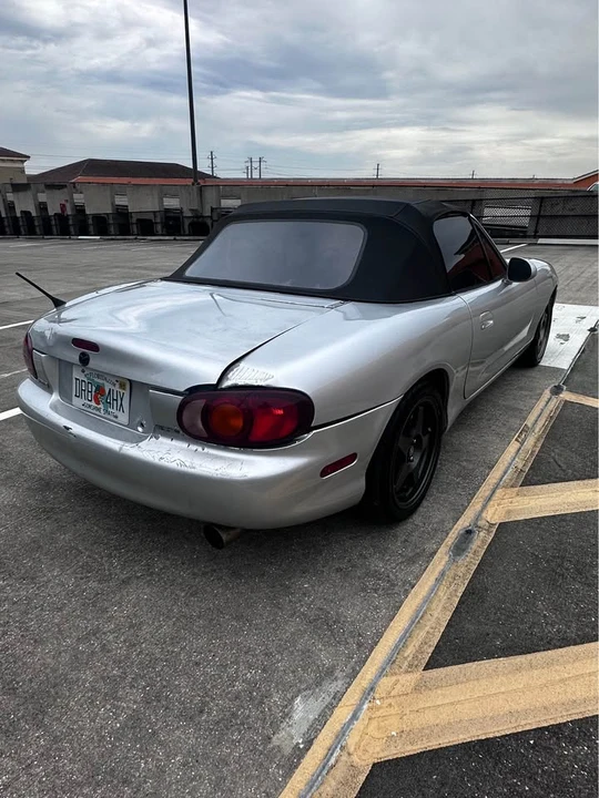 2003 Mazda NB MX-5 Miata - Image 3 of 9