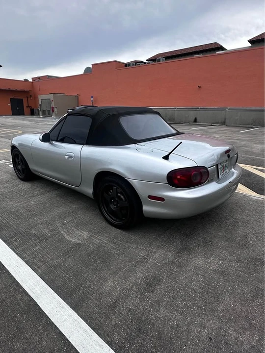 2003 Mazda NB MX-5 Miata - Image 2 of 9