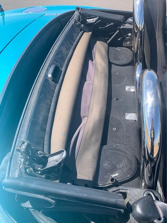2003 Mazda NB MX-5 Miata - Image 5 of 9
