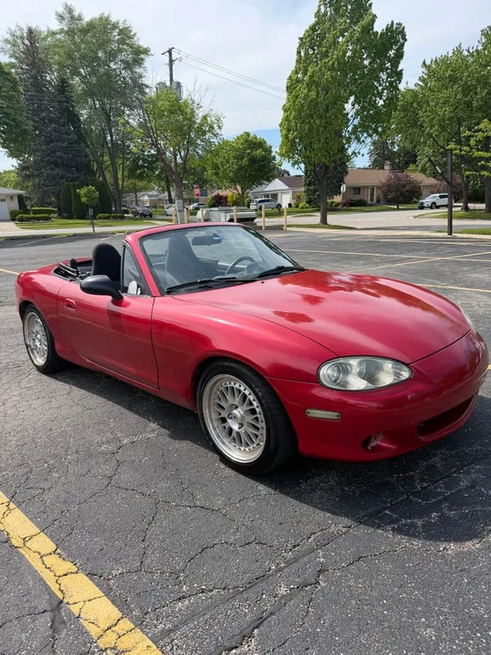 2003 Mazda NB MX-5 Miata - Image 2 of 11