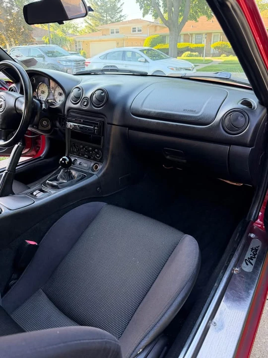 2003 Mazda NB MX-5 Miata - Image 7 of 11