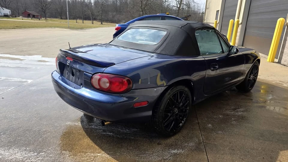 2003 Mazda NB MX-5 Miata - Image 4 of 8