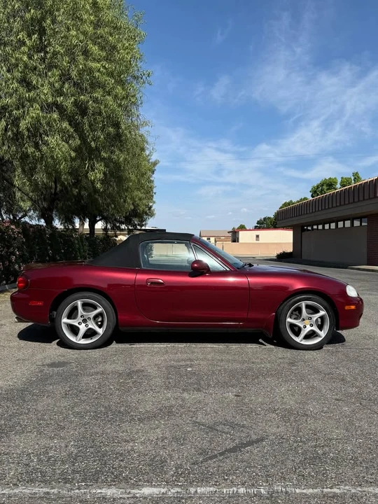 2003 Mazda NB MX-5 Miata - Image 2 of 15