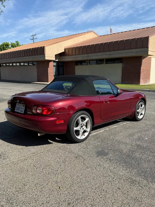 2003 Mazda NB MX-5 Miata - Image 3 of 15