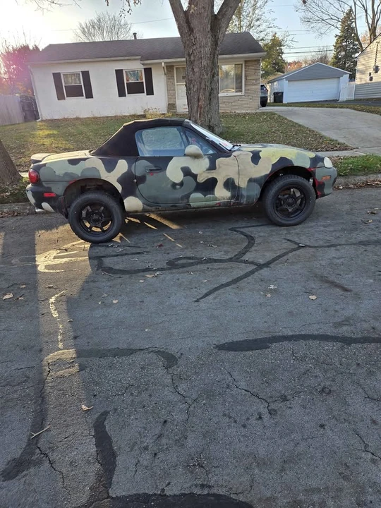 2003 Mazda NB MX-5 Miata - Image 2 of 3