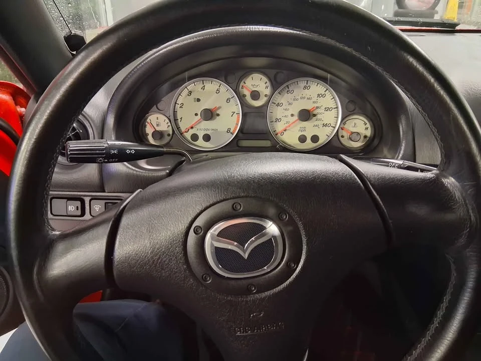 2003 Mazda NB MX-5 Miata - Image 4 of 11