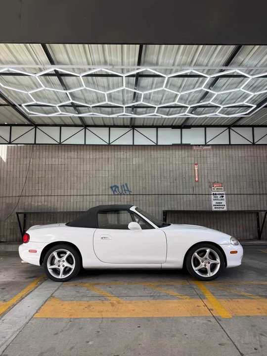 2003 Mazda NB MX-5 Miata - Image 11 of 12