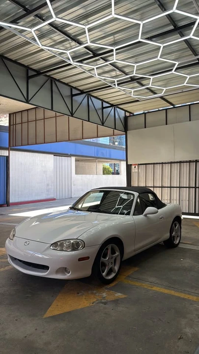 2003 Mazda NB MX-5 Miata - Image 10 of 12
