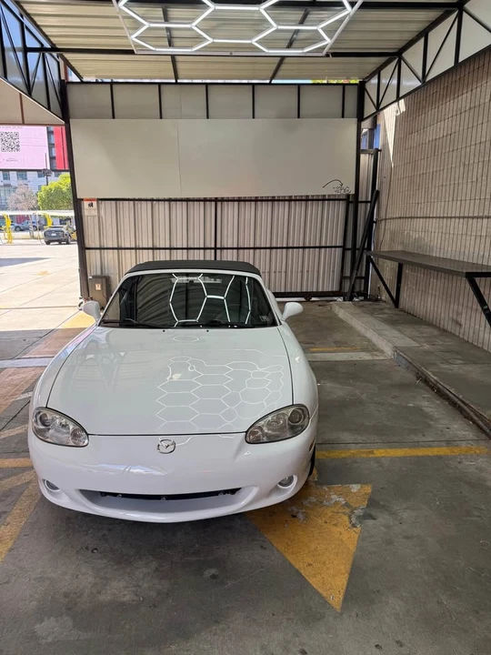 2003 Mazda NB MX-5 Miata - Image 4 of 12