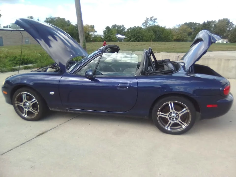 2003 Mazda NB MX-5 Miata - Image 15 of 16
