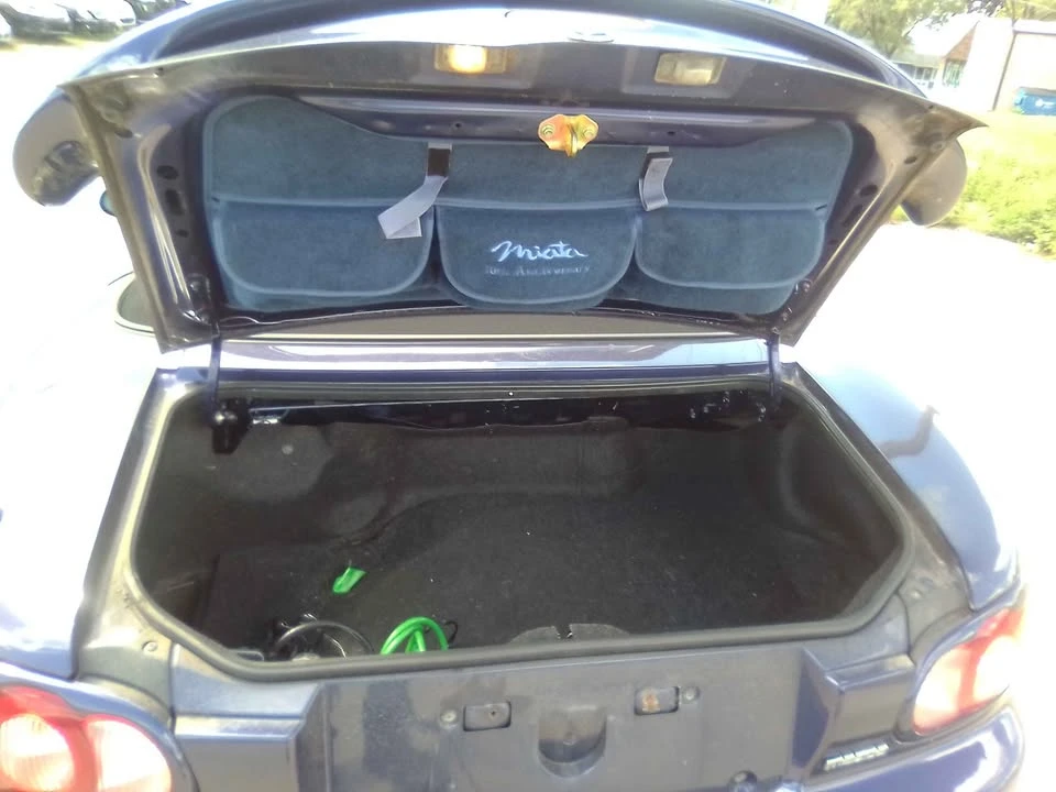 2003 Mazda NB MX-5 Miata - Image 6 of 16