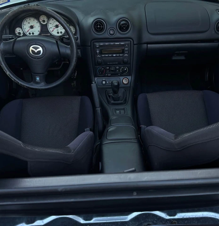 2003 Mazda NB MX-5 Miata - Image 9 of 10