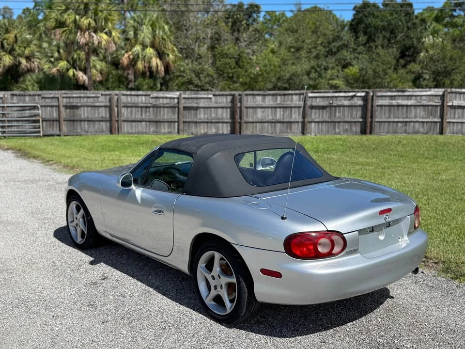 2003 Mazda NB MX-5 Miata - Image 3 of 9