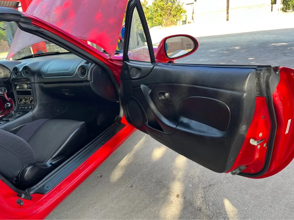 2003 Mazda NB MX-5 Miata - Image 8 of 13