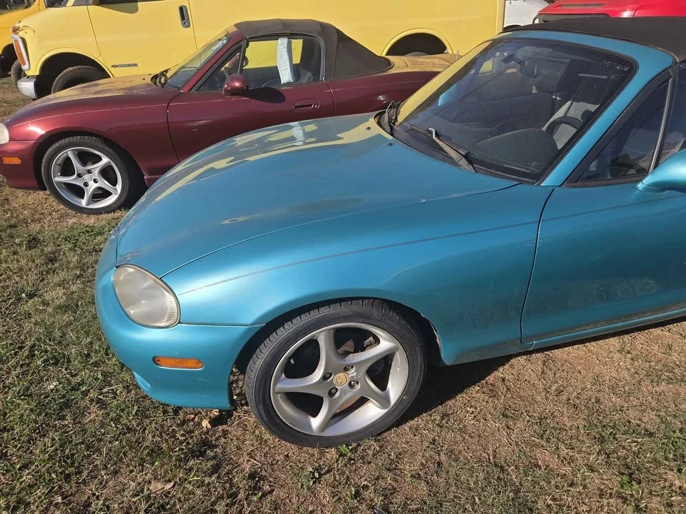 2003 Mazda NB MX-5 Miata - Image 2 of 3