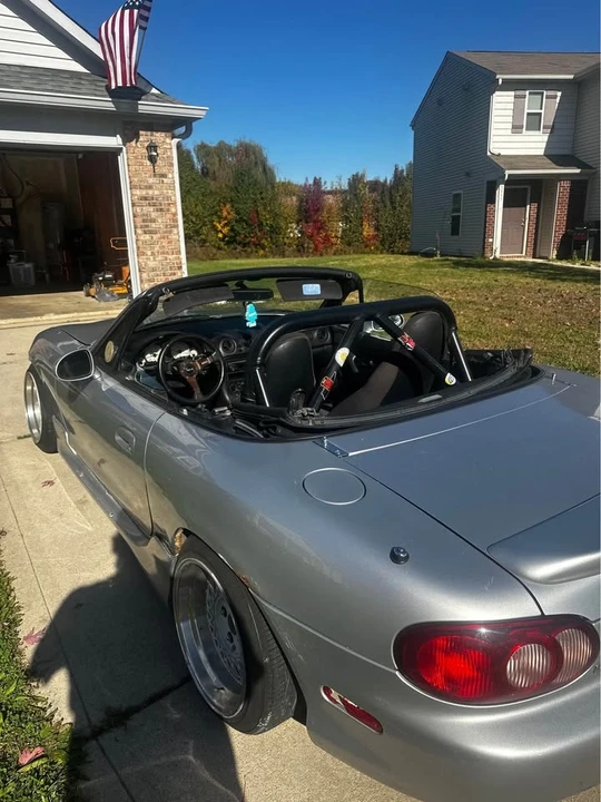 2003 Mazda NB MX-5 Miata - Image 8 of 16