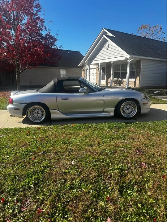 2003 Mazda NB MX-5 Miata - Image 2 of 16