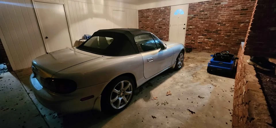 2003 Mazda NB MX-5 Miata - Image 2 of 10
