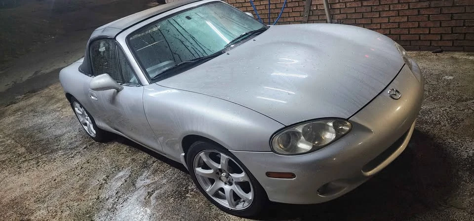 2003 Mazda NB MX-5 Miata - Image 5 of 10