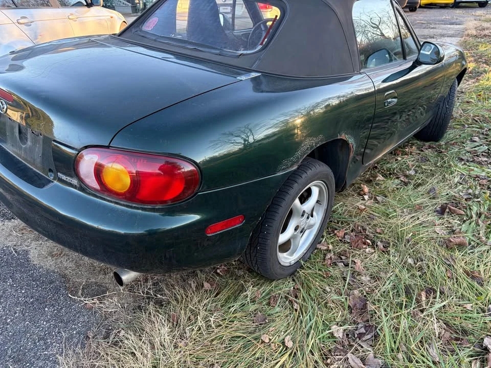 2003 Mazda NB MX-5 Miata - Image 5 of 9