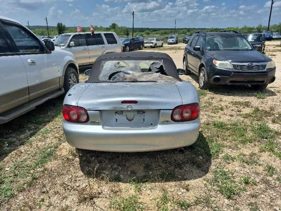 2003 Mazda NB MX-5 Miata - Image 6 of 14