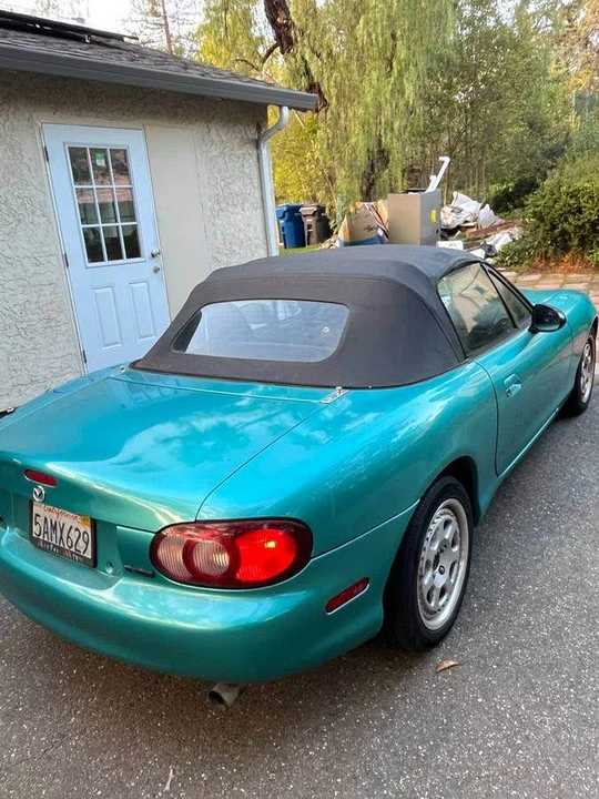 2003 Mazda NB MX-5 Miata - Image 8 of 11