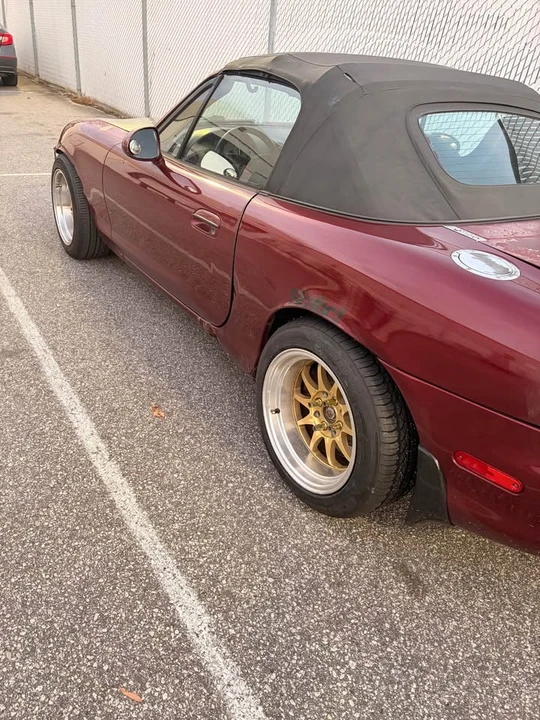 2003 Mazda NB MX-5 Miata - Image 2 of 11