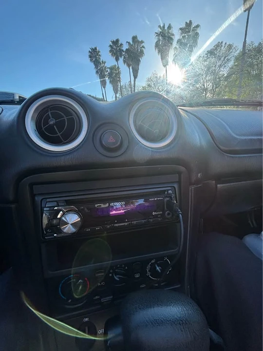 2003 Mazda NB MX-5 Miata - Image 6 of 9