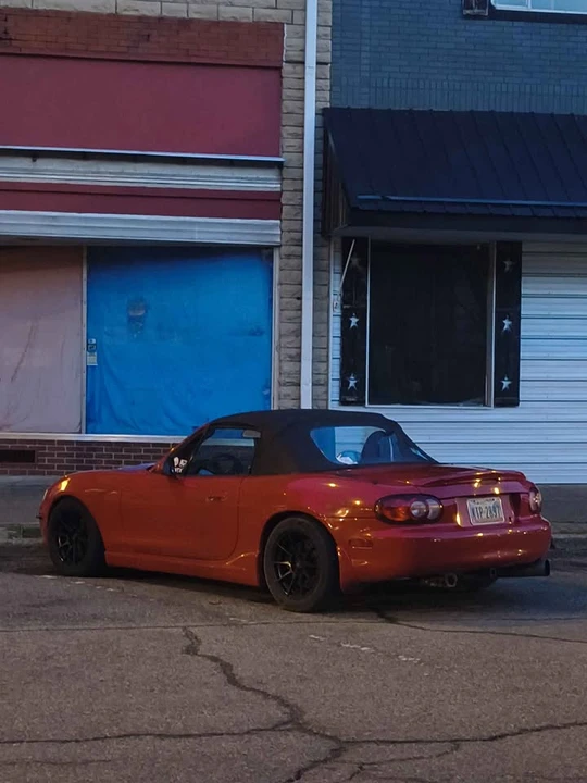 2003 Mazda NB MX-5 Miata - Image 5 of 5