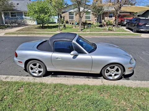 2003 Mazda MX-5 Miata Convertible
