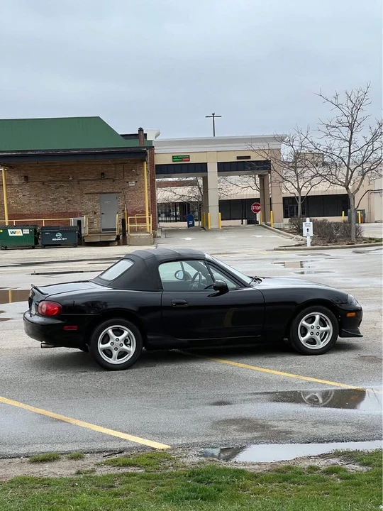 2003 Mazda NB MX-5 Miata - Image 8 of 19