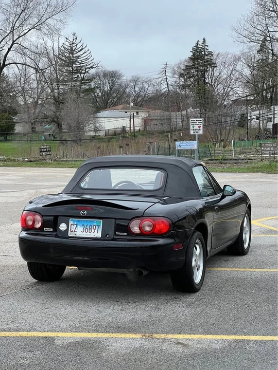 2003 Mazda NB MX-5 Miata - Image 5 of 19