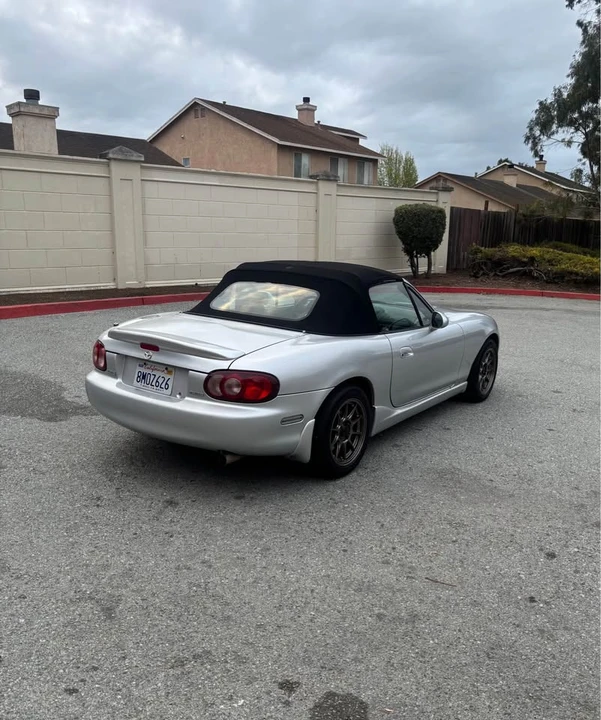 2003 Mazda NB MX-5 Miata - Image 4 of 11