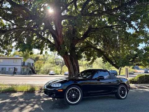 2003 Mazda MX-5 Miata Convertible