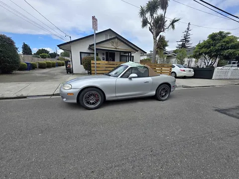 2003 Mazda MX-5 Miata Convertible