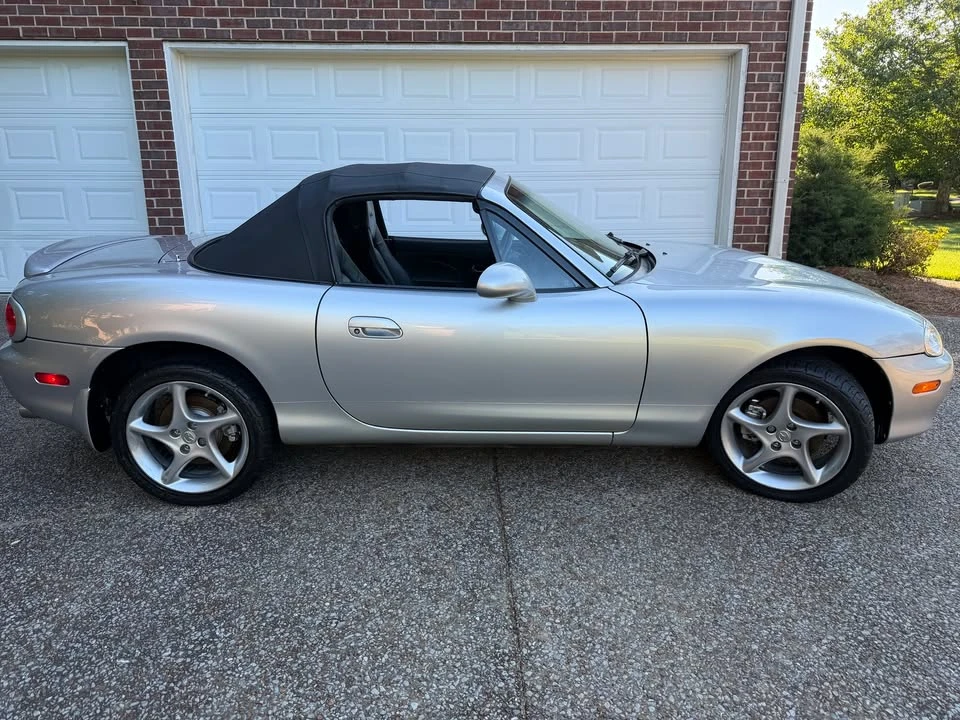 2003 Mazda NB MX-5 Miata - Image 8 of 20